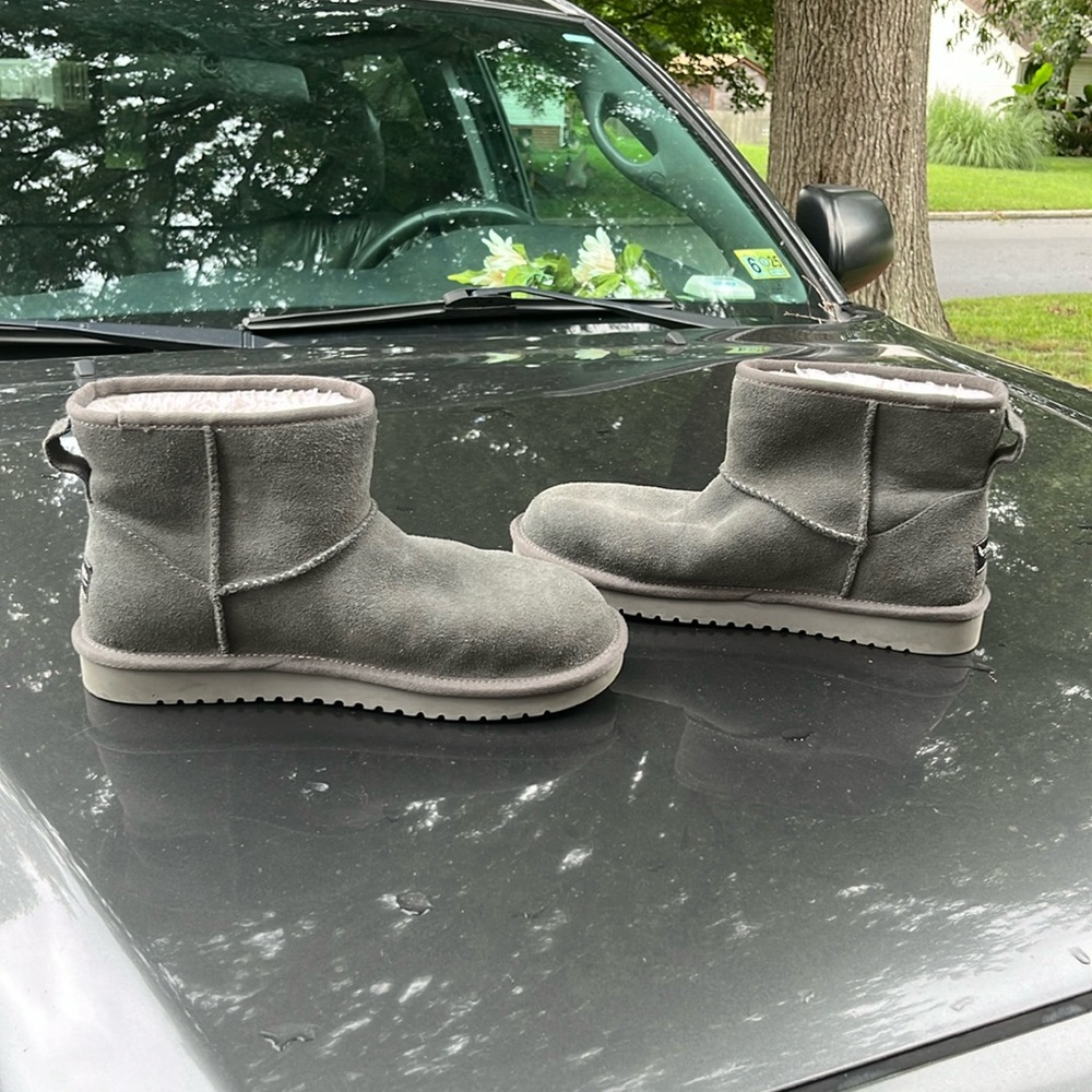 KoolAburra by UUG size 8, preloved gently used uggs ankle booties